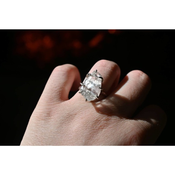 raw diamond engagement ring uncut stone unique alternative unconventiona… - Picture 1 of 7